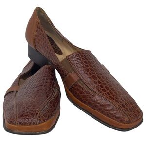Rangoni Firenze Brown Crocodile Embossed Leather Squared Toe Loafers Women’s 8.5